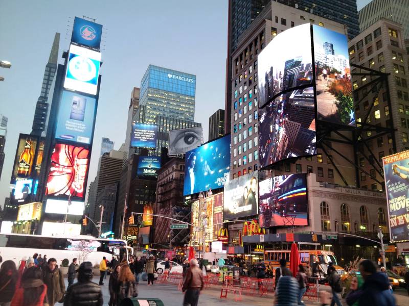 Sansi Outdoor LED display seen as digital outdoor signage and large format LED display