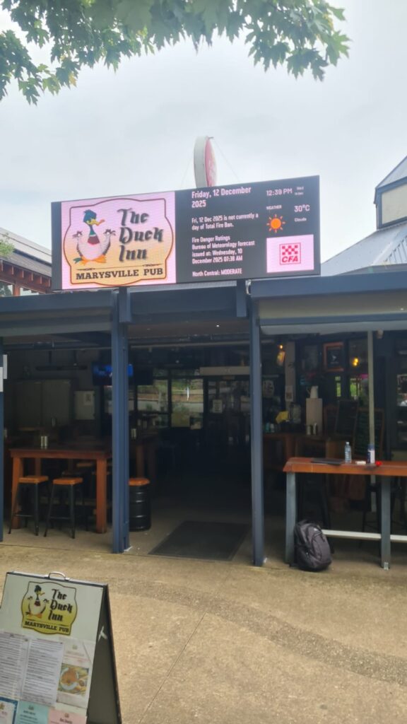 Outdoor LED display for a pub installed by Metrospec at The Duck Inn in Marysville, Victoria